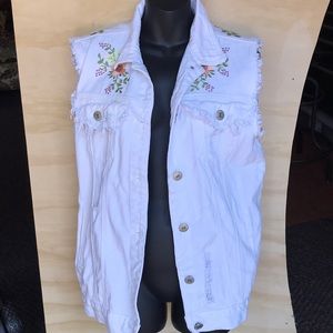 Denim embroidered vest